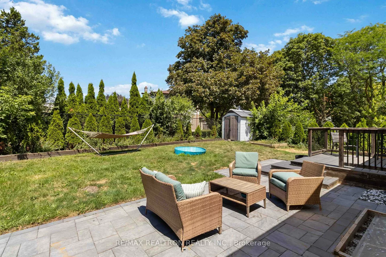 219, Bay Thorn, Royal Orchard, Markham
