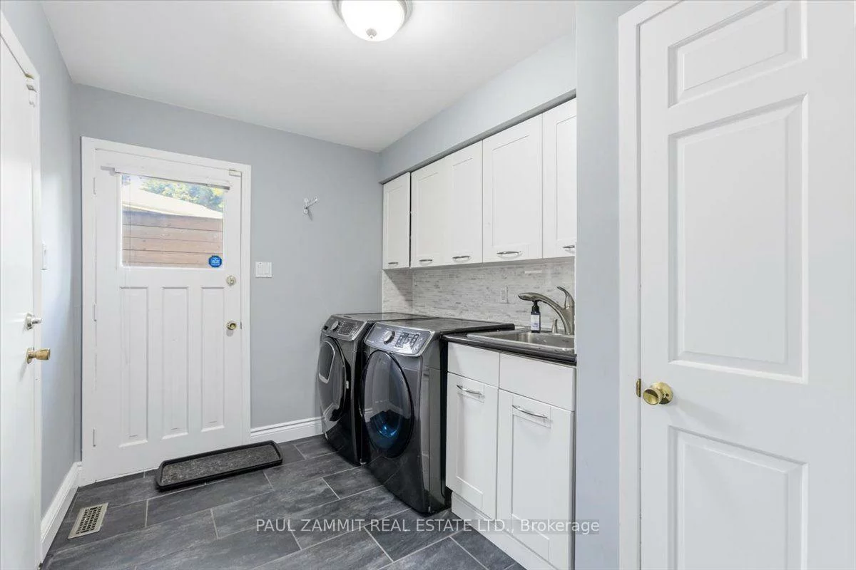 21, Kings Inn, Bayview Fairway-Bayview Country Club Estates, Markham