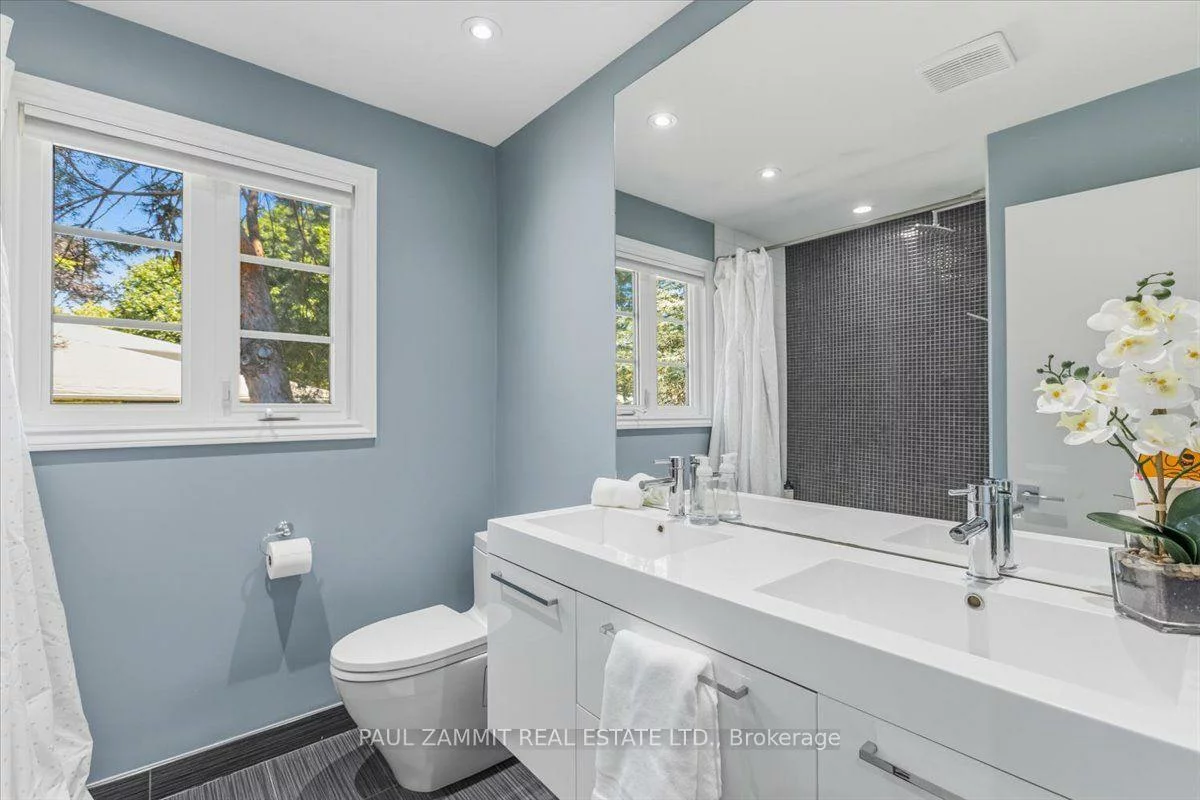 21, Kings Inn, Bayview Fairway-Bayview Country Club Estates, Markham