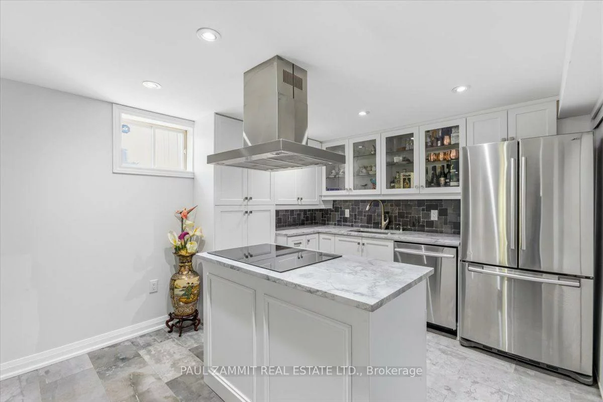 21, Kings Inn, Bayview Fairway-Bayview Country Club Estates, Markham