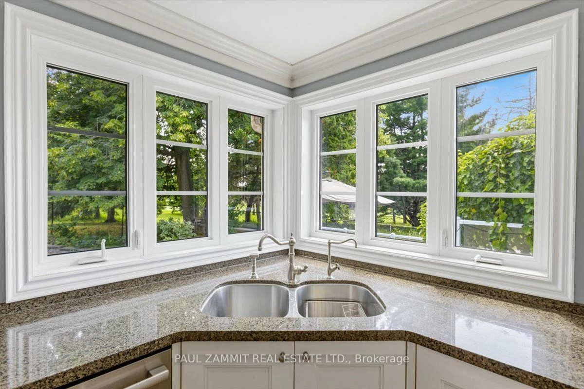 21, Kings Inn, Bayview Fairway-Bayview Country Club Estates, Markham