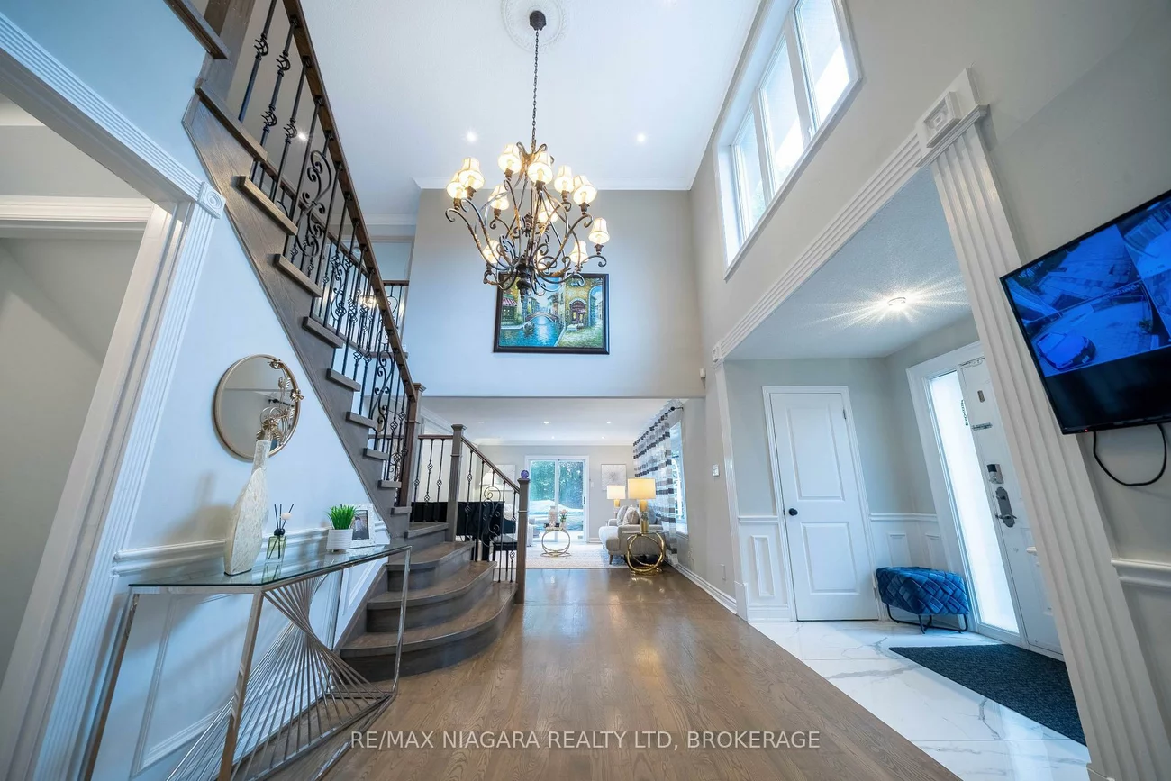 2, Aitken, Unionville, Markham
