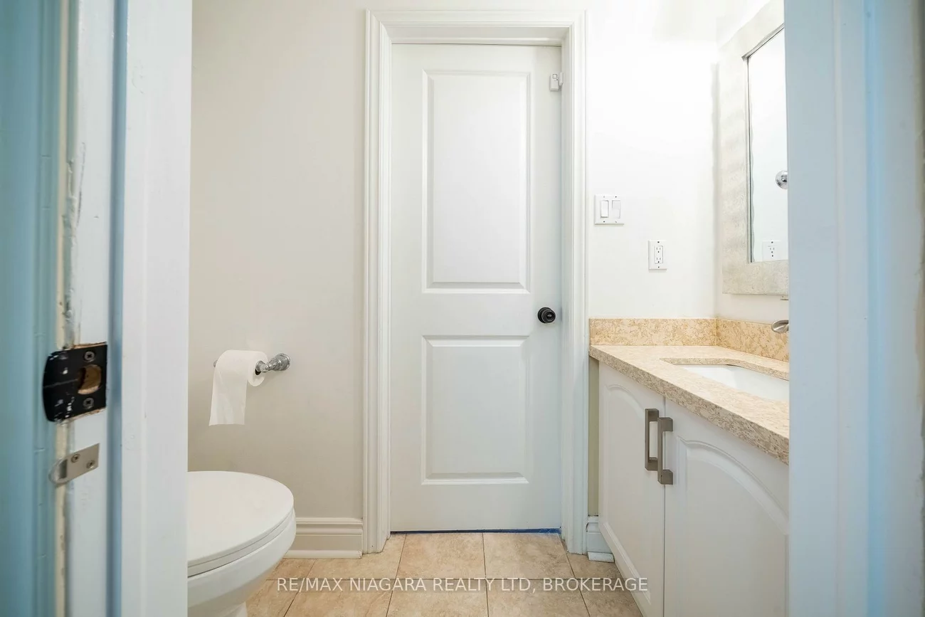 2, Aitken, Unionville, Markham