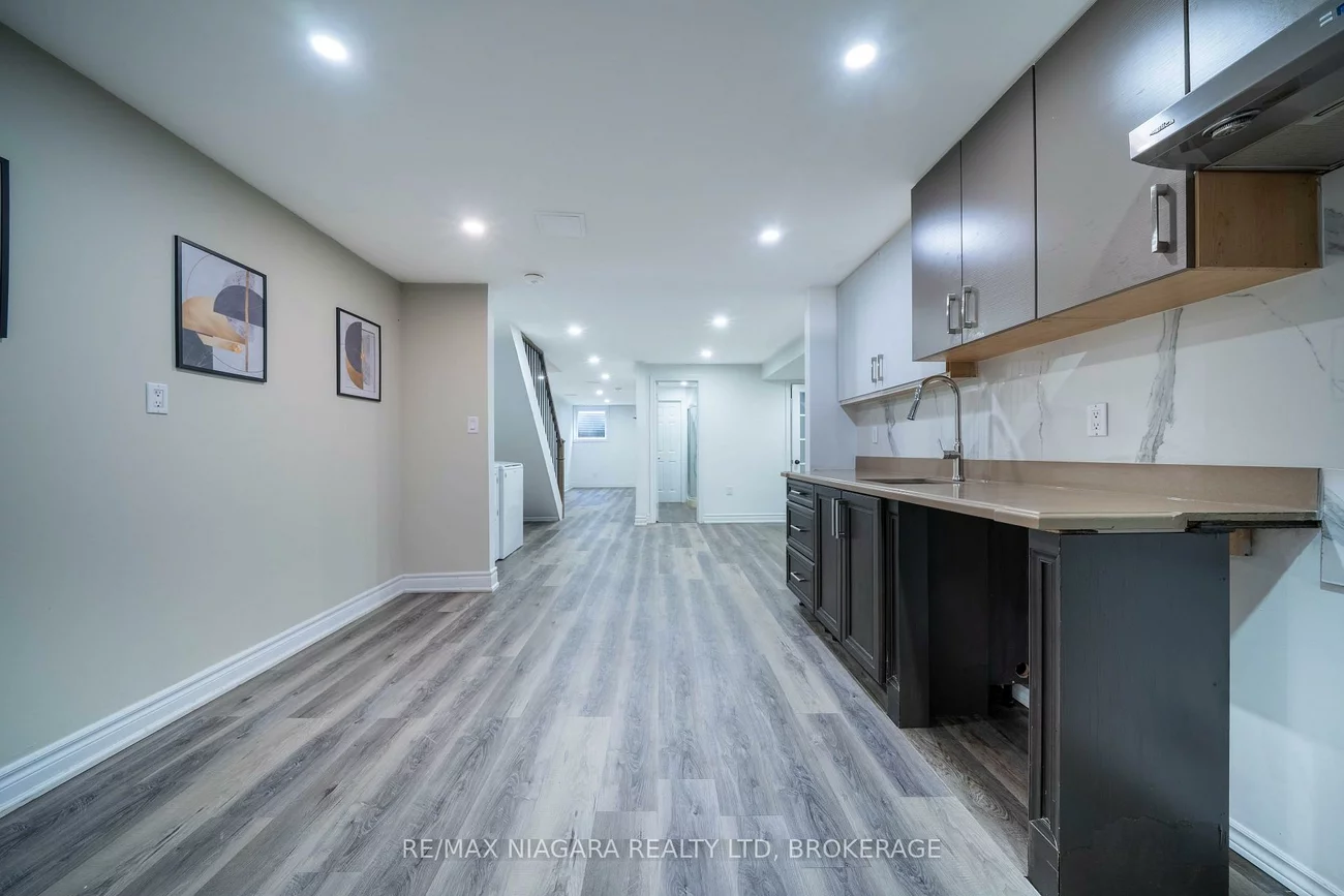 2, Aitken, Unionville, Markham