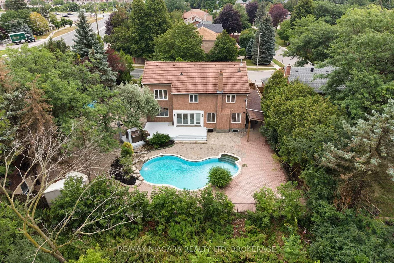 2, Aitken, Unionville, Markham