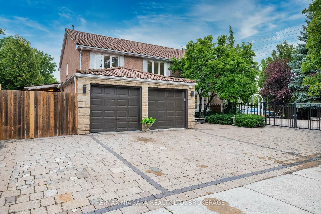 2, Aitken, Unionville, Markham