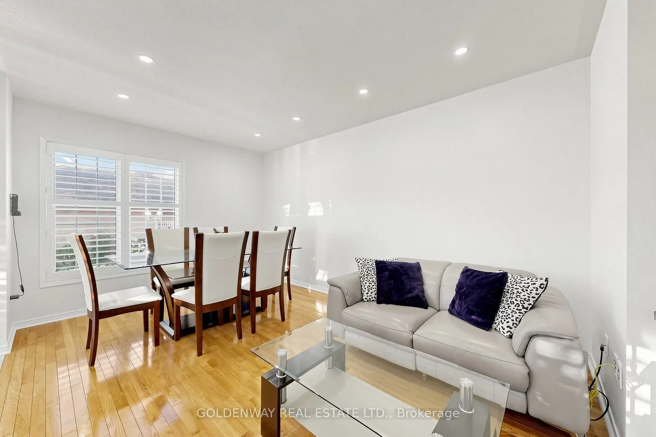 2200, Bur Oak, Greensborough, Markham