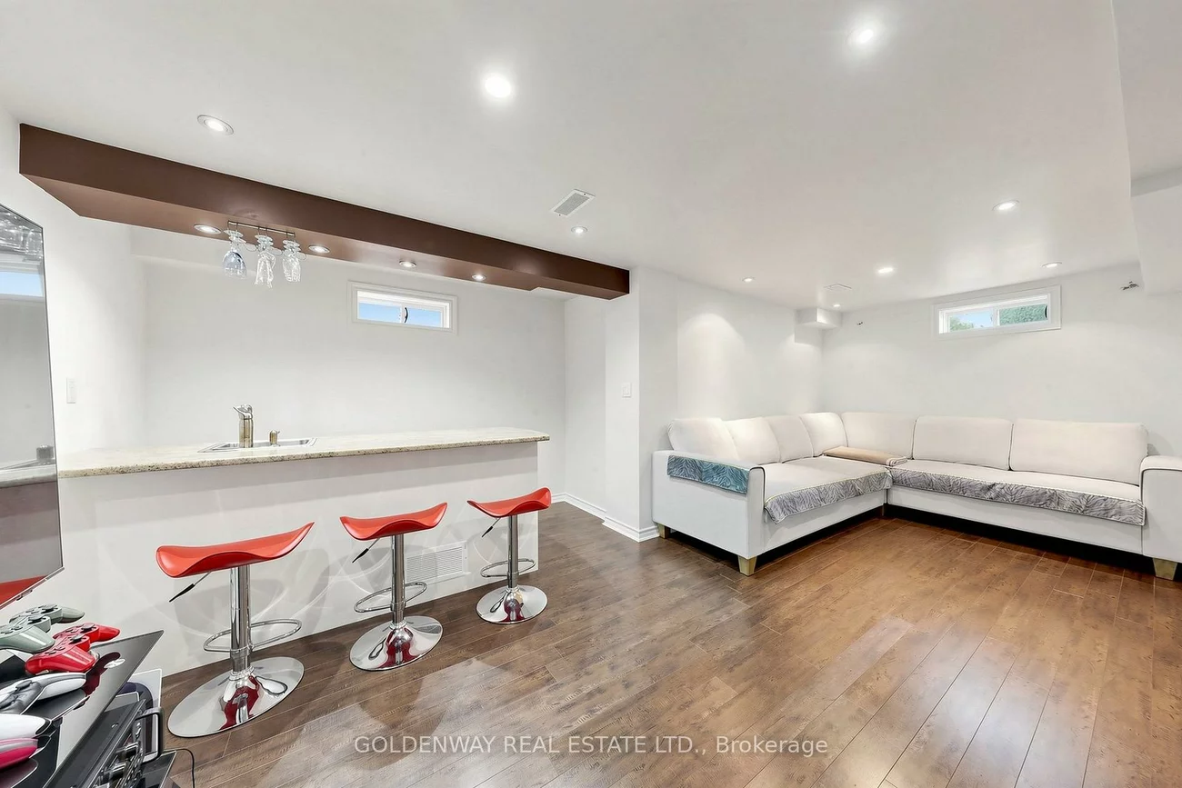 2200, Bur Oak, Greensborough, Markham