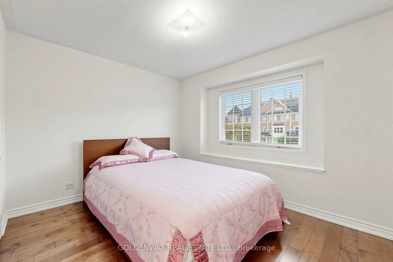 2200, Bur Oak, Greensborough, Markham