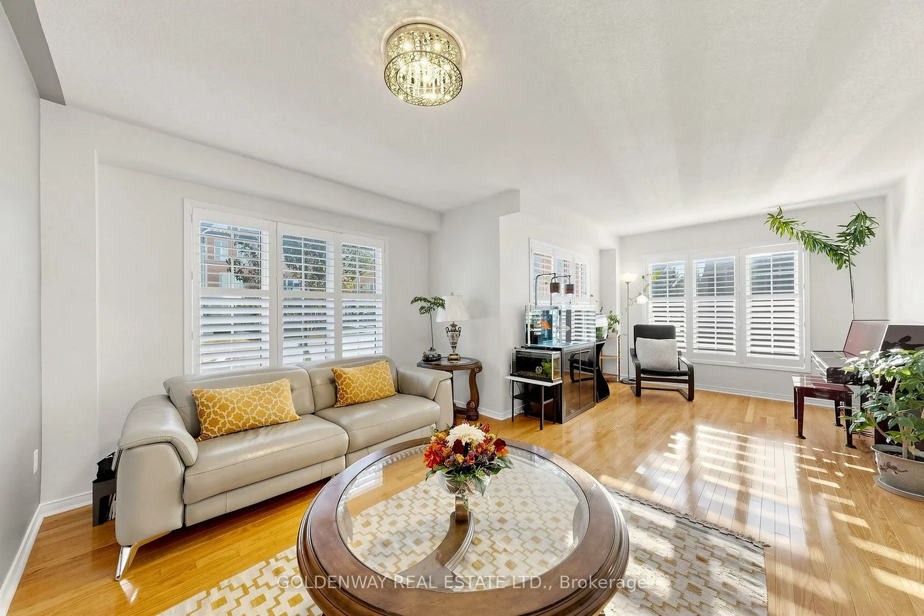 2200, Bur Oak, Greensborough, Markham