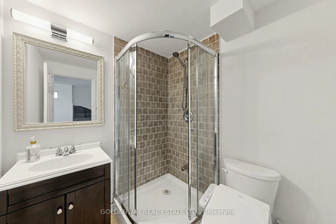 2200, Bur Oak, Greensborough, Markham