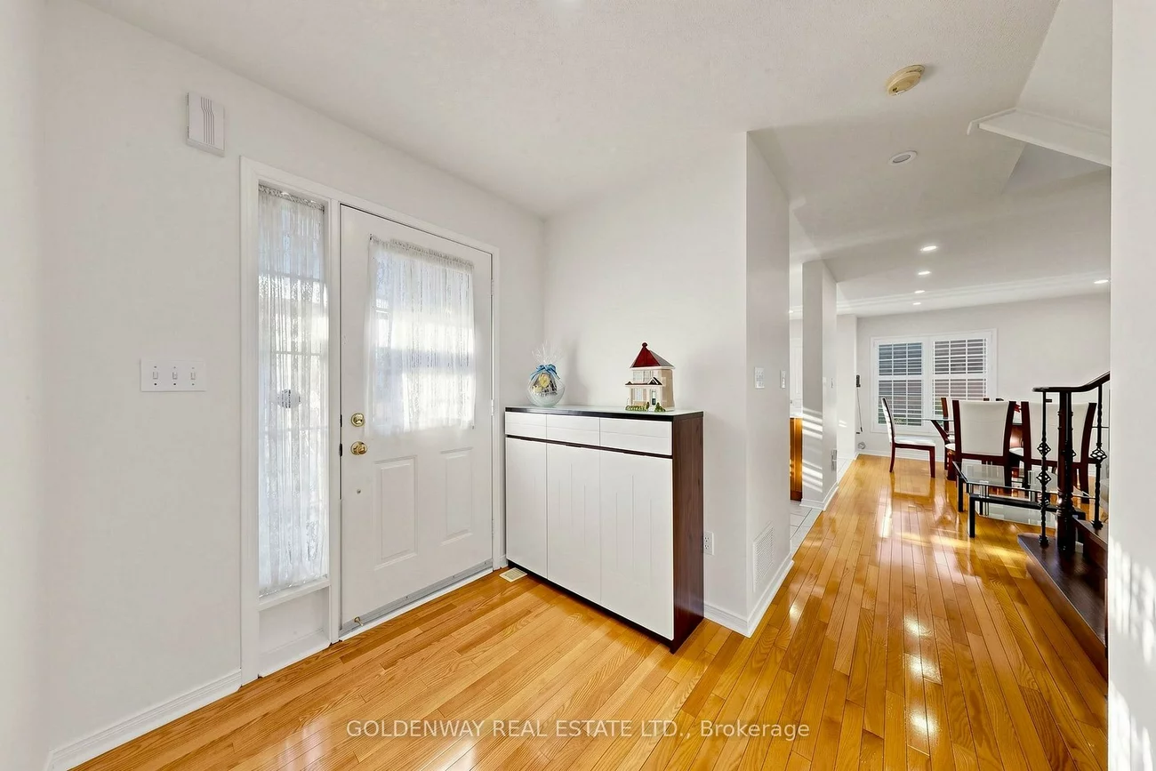 2200, Bur Oak, Greensborough, Markham