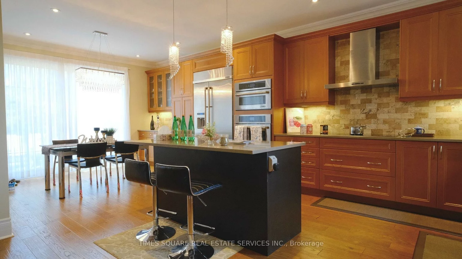 39, Gillings, Victoria Square, Markham