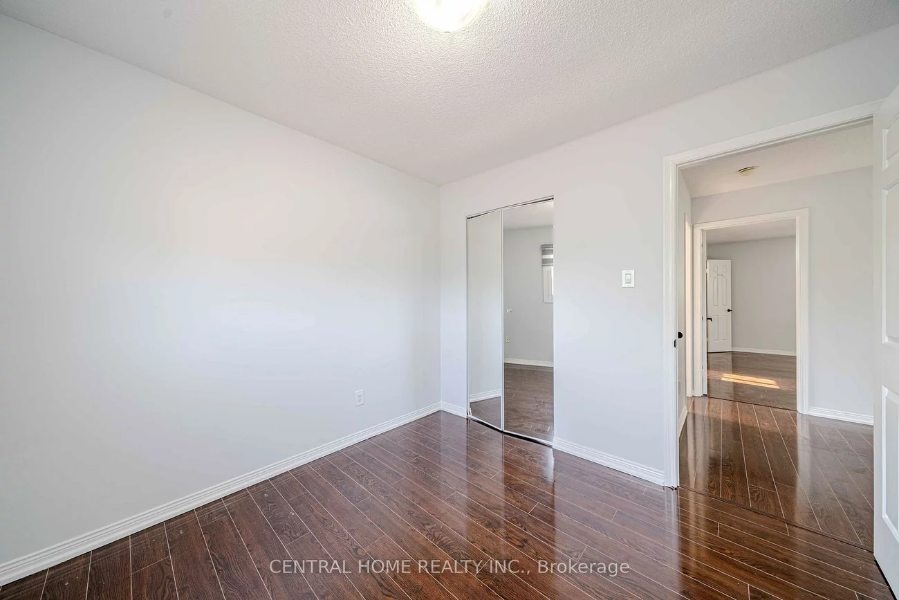 2, Noel, Markham Village, Markham