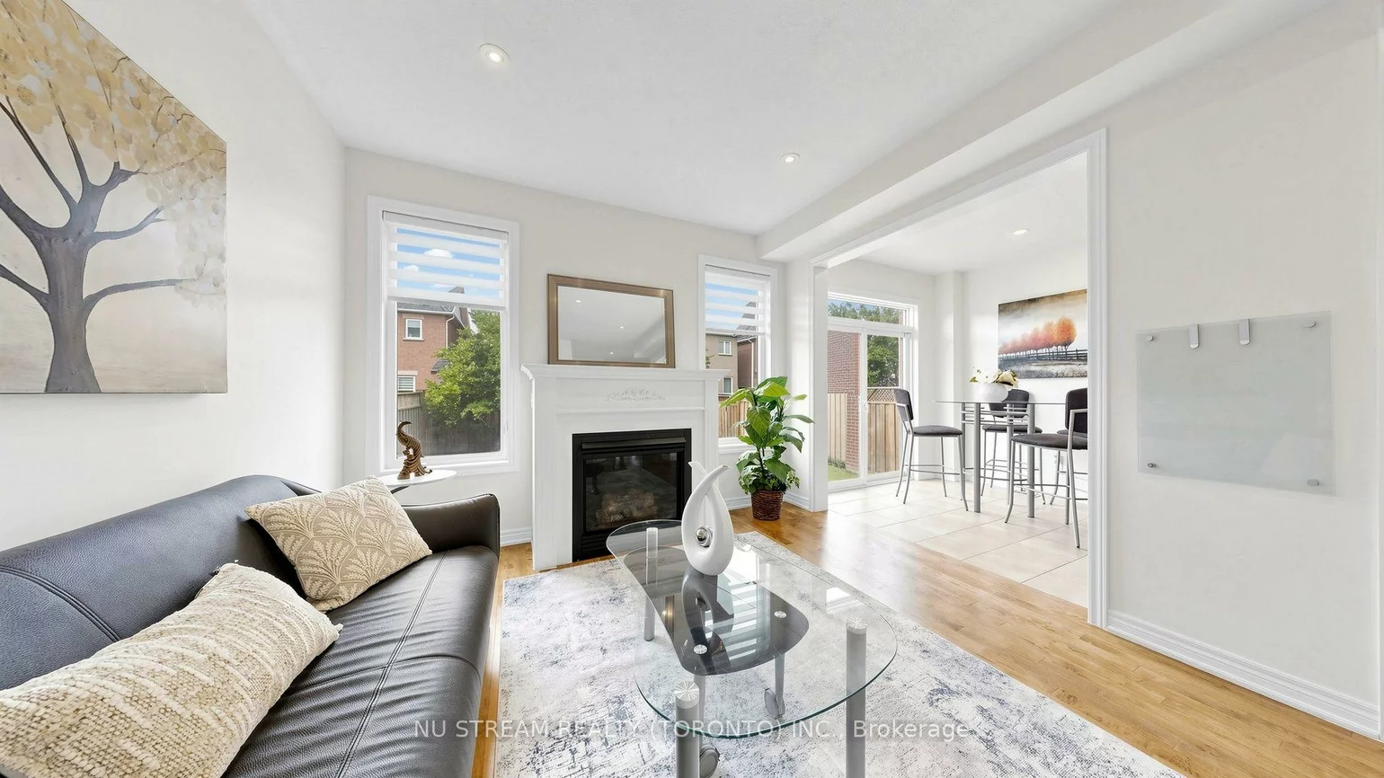 16, Radmore, Box Grove, Markham
