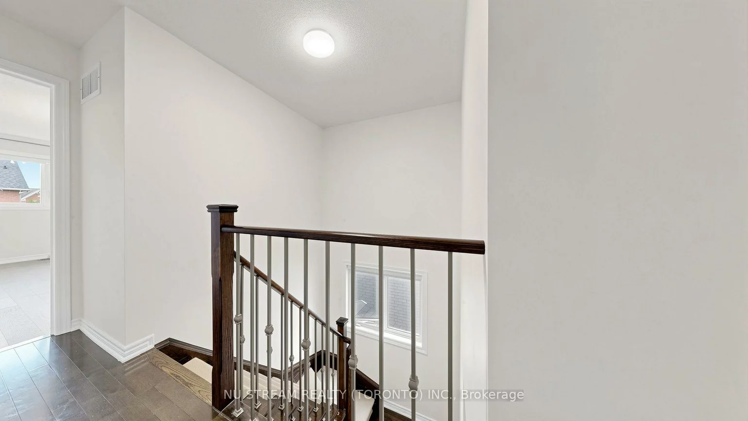 16, Radmore, Box Grove, Markham