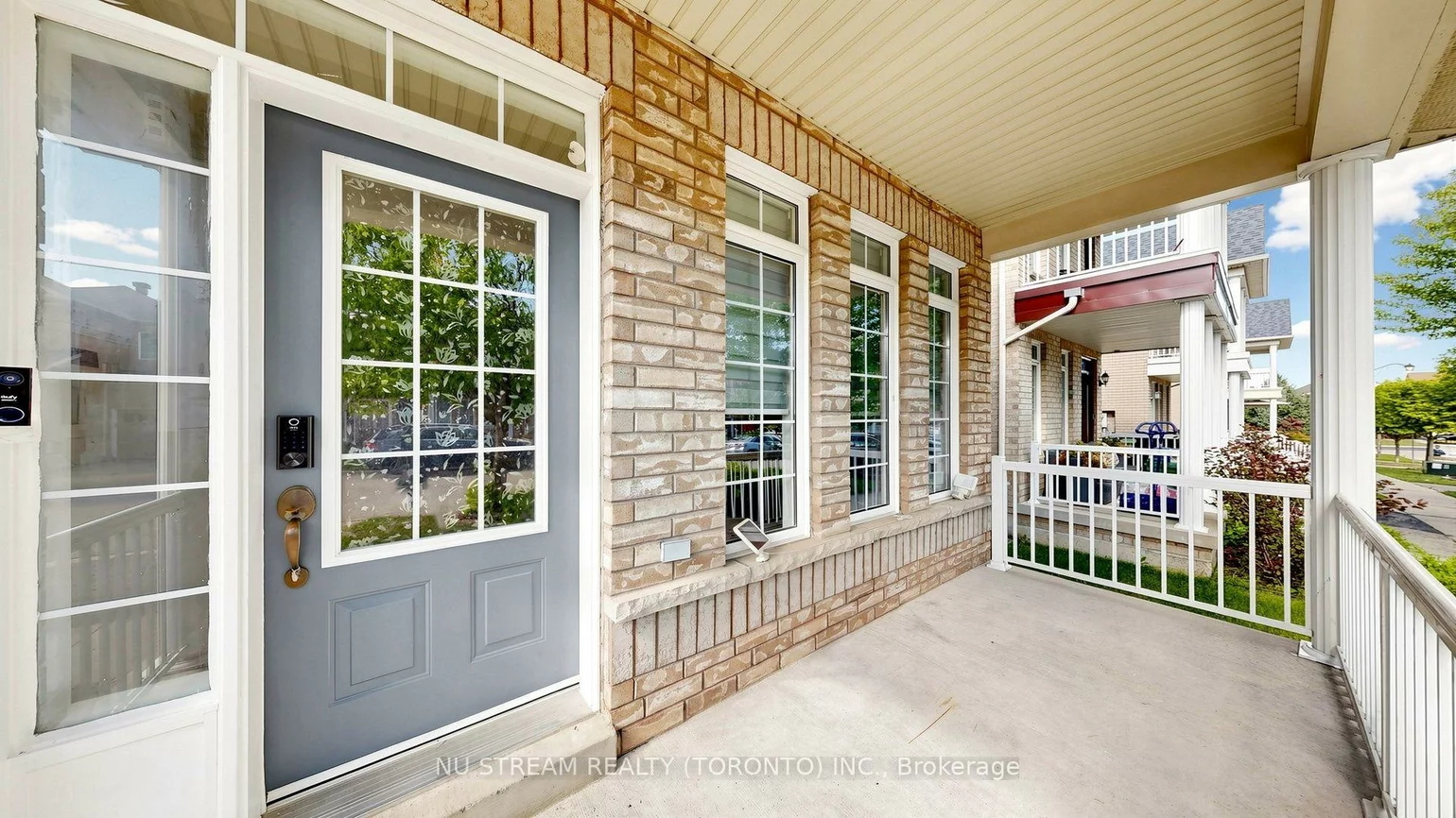 16, Radmore, Box Grove, Markham