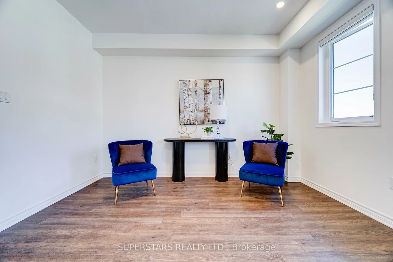 241, Rustle Woods, Cornell, Markham