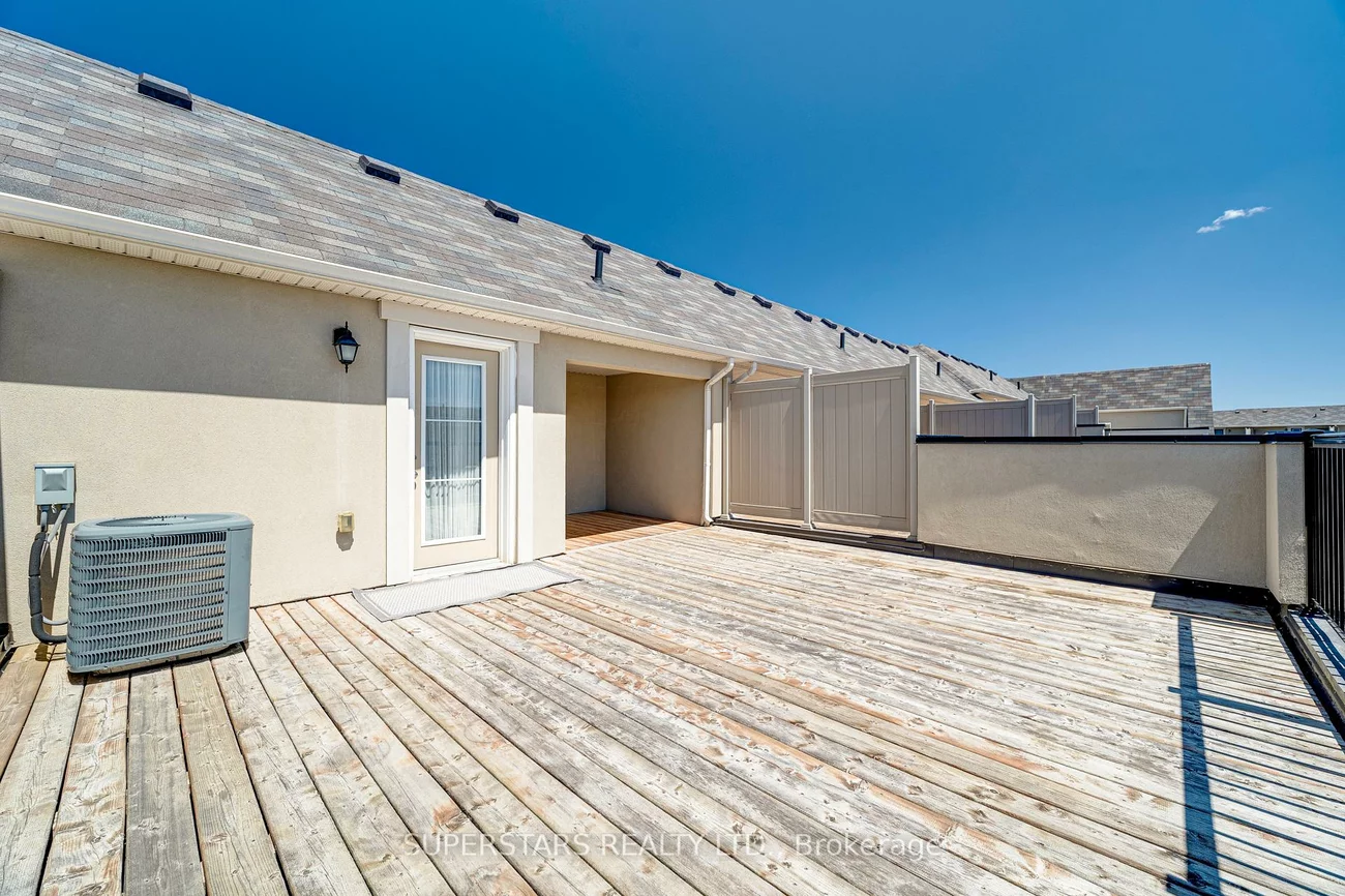 241, Rustle Woods, Cornell, Markham