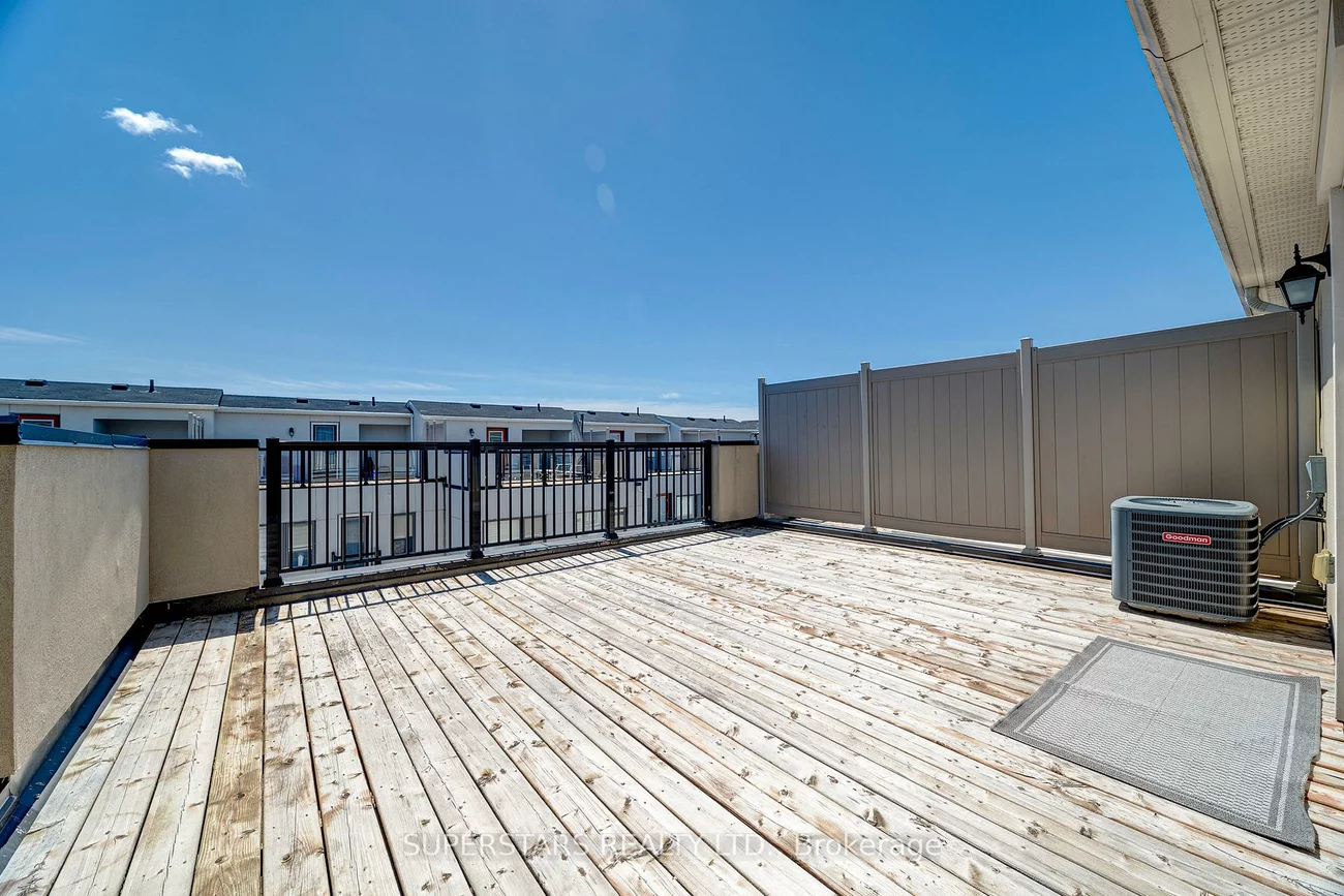 241, Rustle Woods, Cornell, Markham