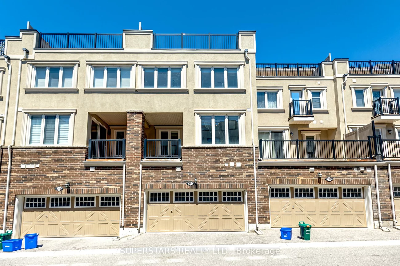 241, Rustle Woods, Cornell, Markham