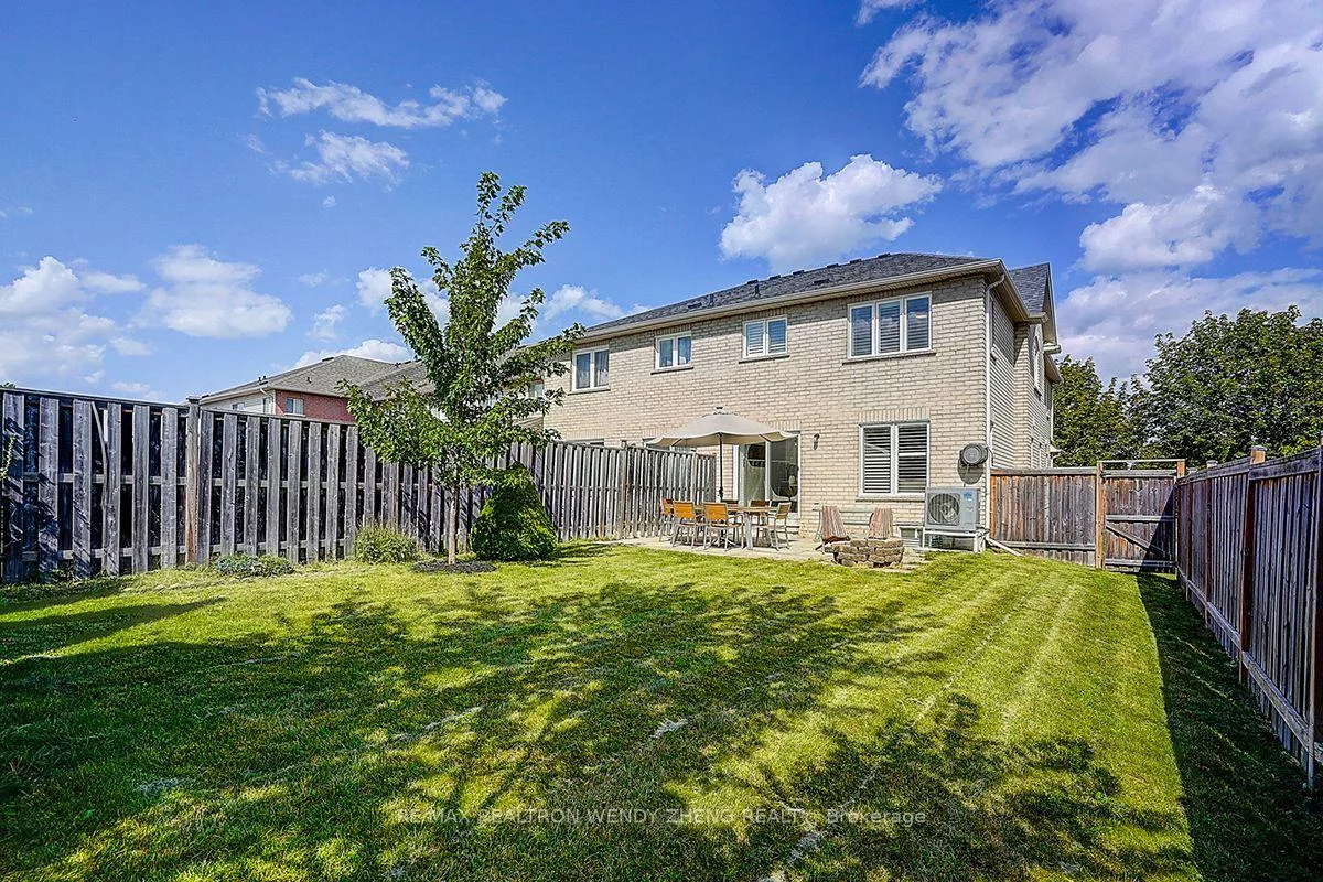 16, Anita, Village Green-South Unionville, Markham