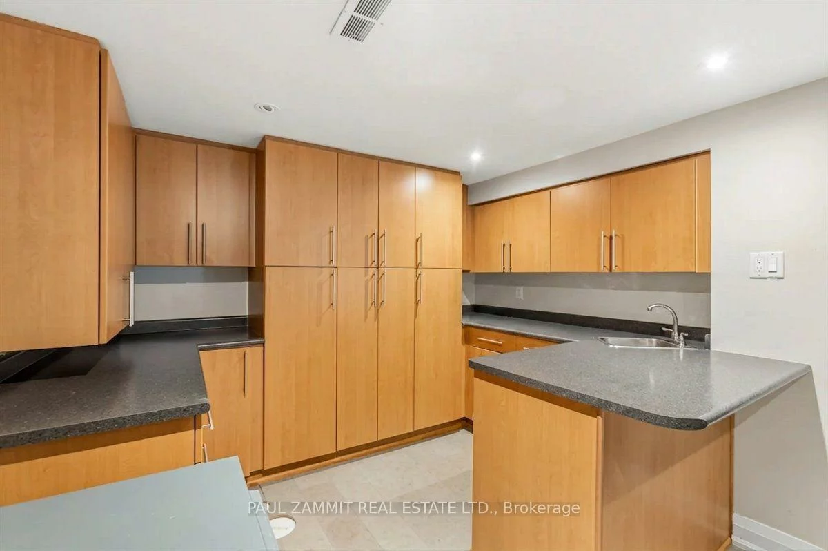 50, Breckonwood, Aileen-Willowbrook, Markham