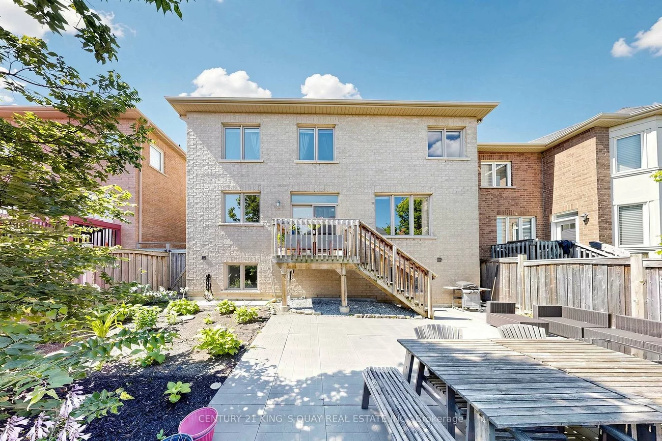 44, Dame Gruev, Greensborough, Markham