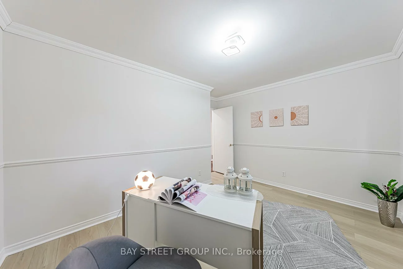 4, Sir Brandiles, Markham Village, Markham