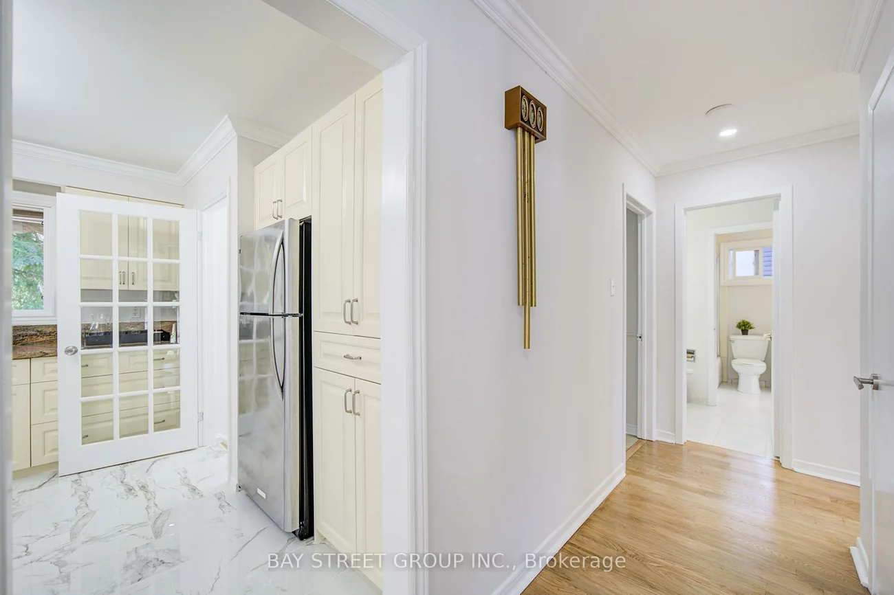 4, Sir Brandiles, Markham Village, Markham