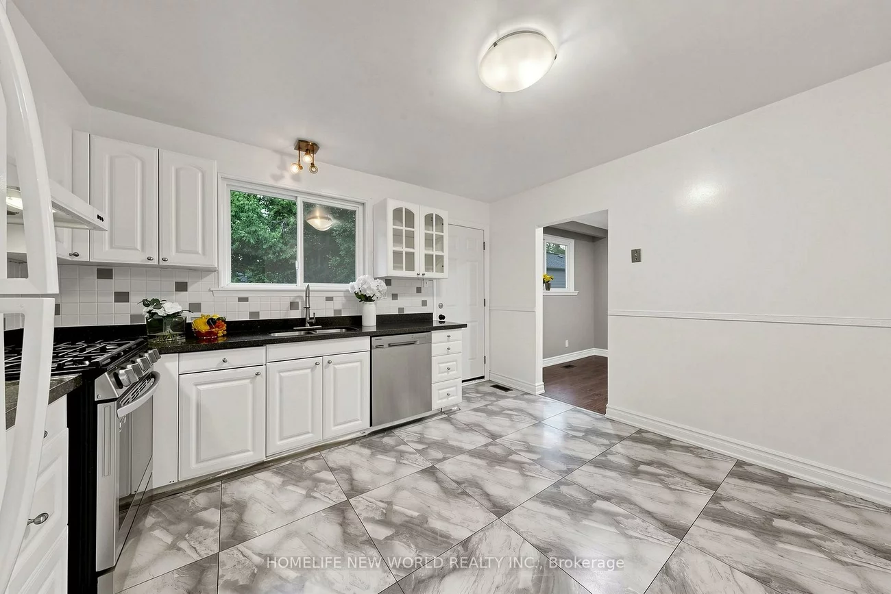 6, Valleycrest, Bullock, Markham