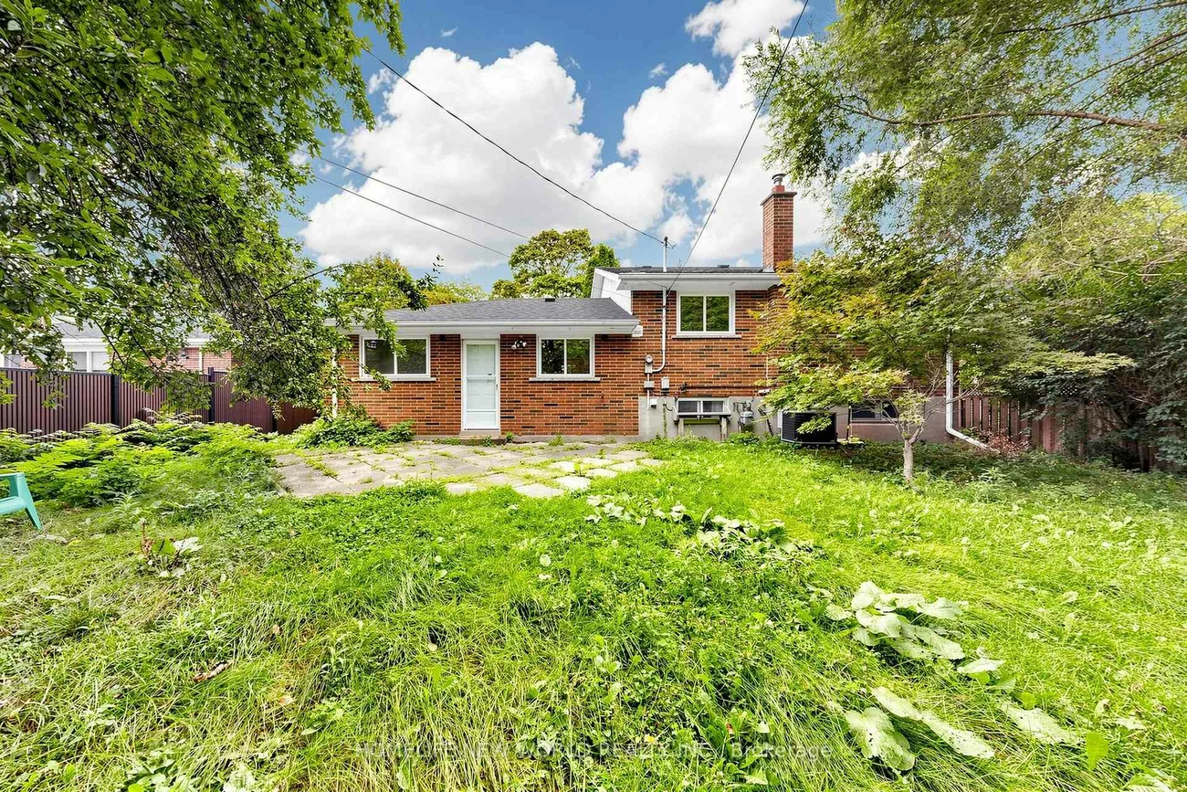 6, Valleycrest, Bullock, Markham