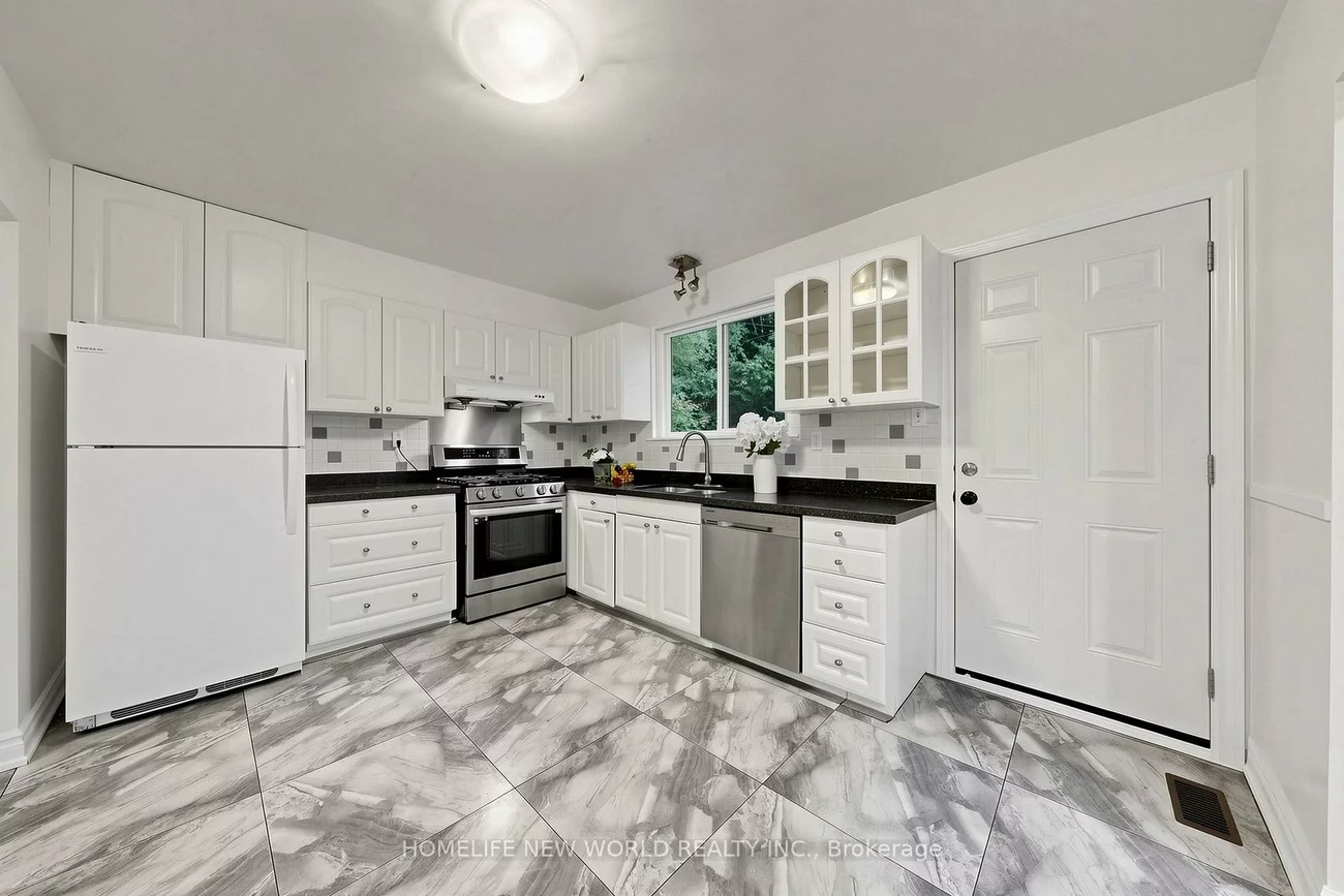 6, Valleycrest, Bullock, Markham