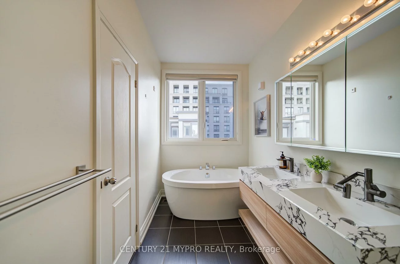 40, Teasel, Unionville, Markham
