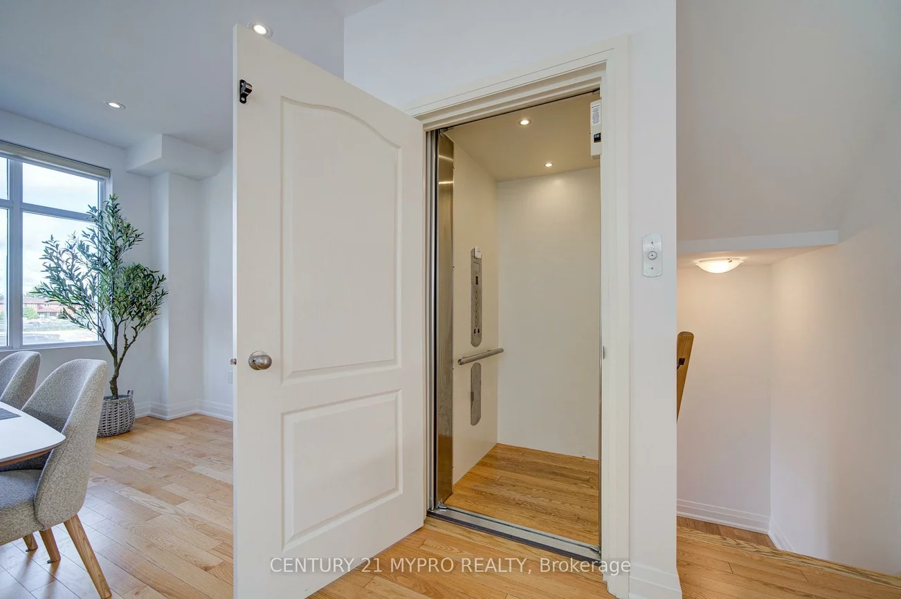 40, Teasel, Unionville, Markham