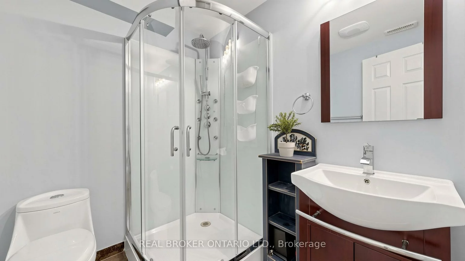 23, Piera, Village Green-South Unionville, Markham