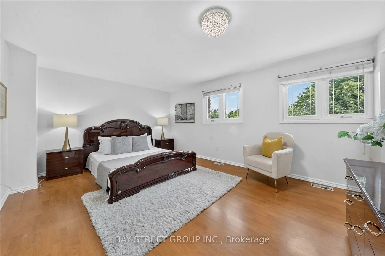 44, Maitland, Milliken Mills West, Markham