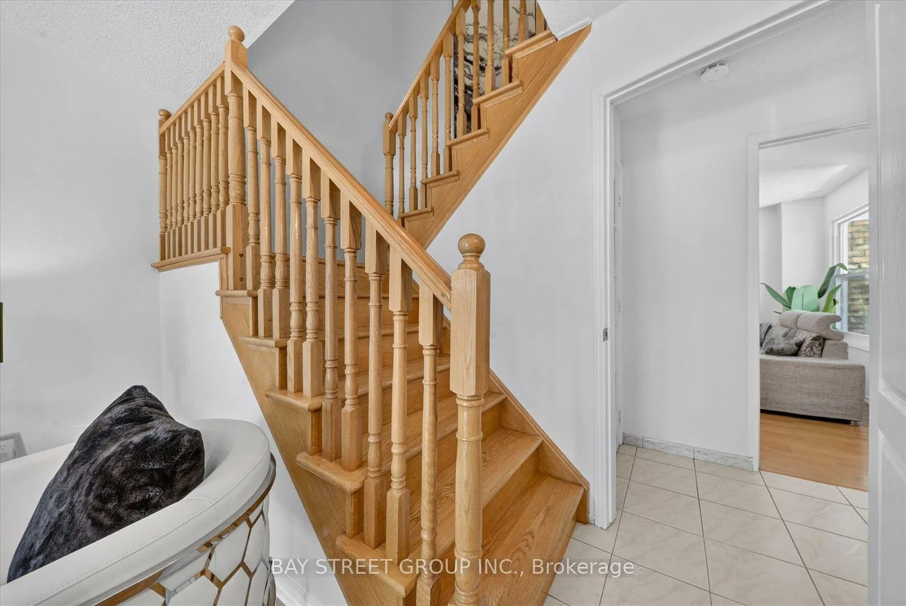 44, Maitland, Milliken Mills West, Markham