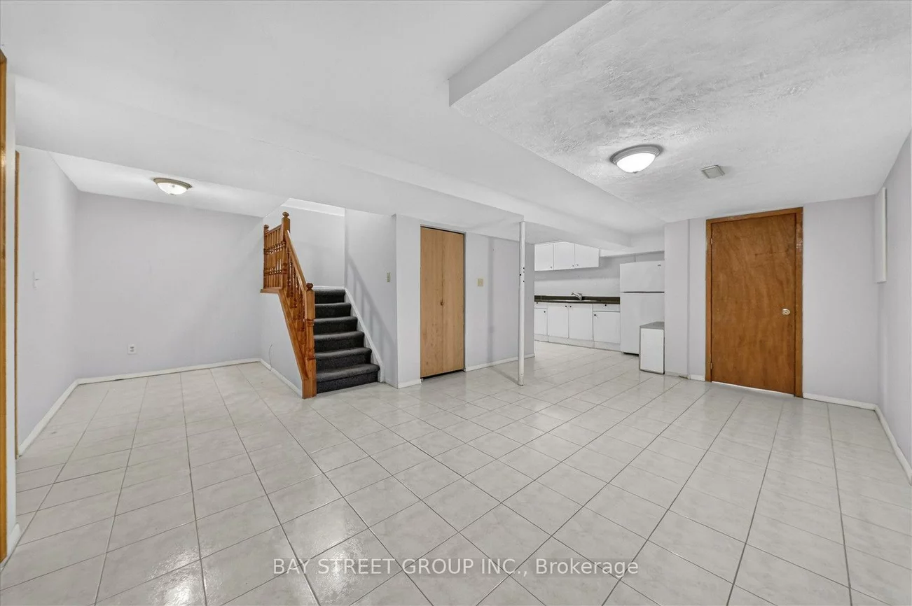 44, Maitland, Milliken Mills West, Markham