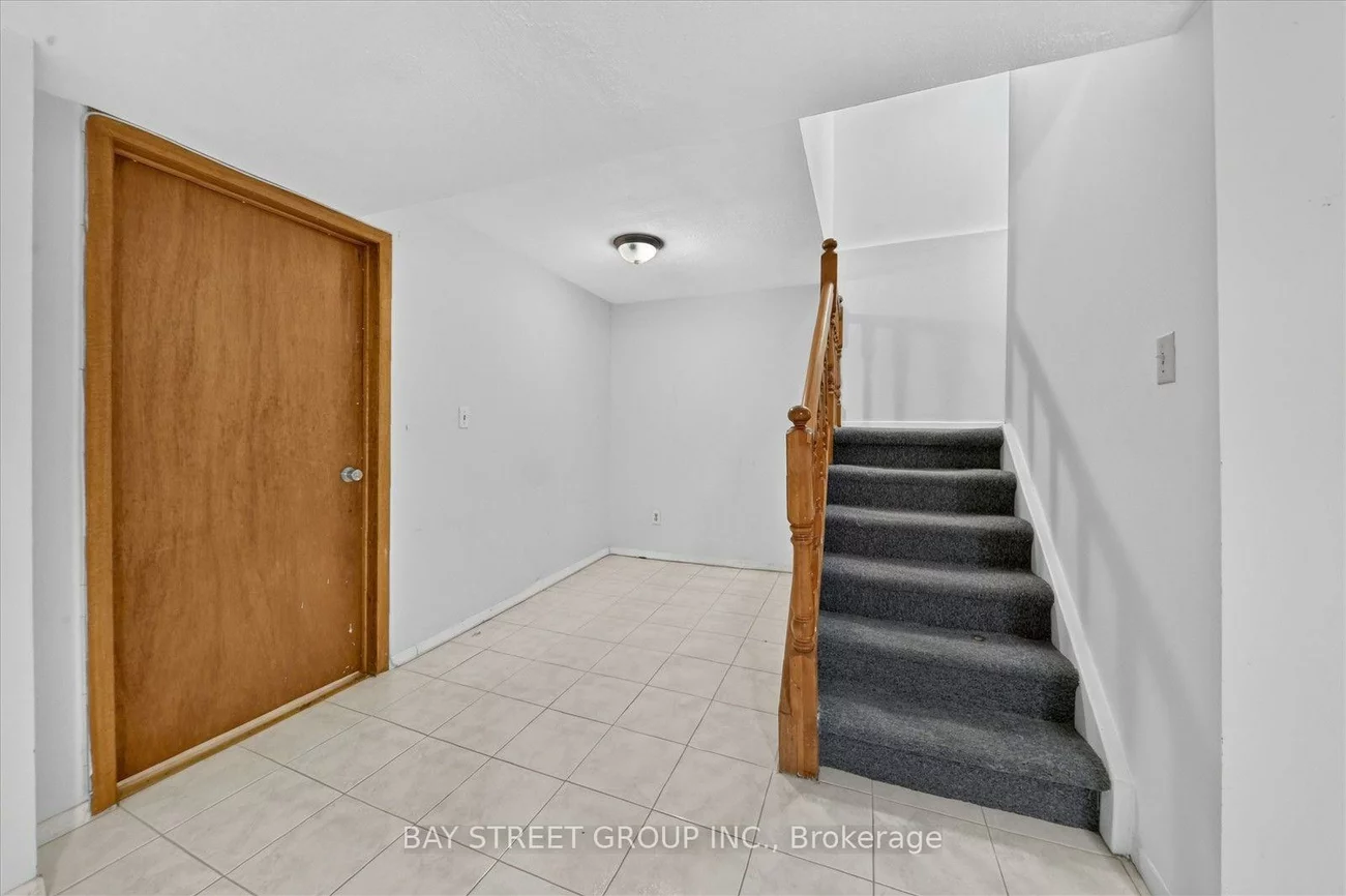 44, Maitland, Milliken Mills West, Markham