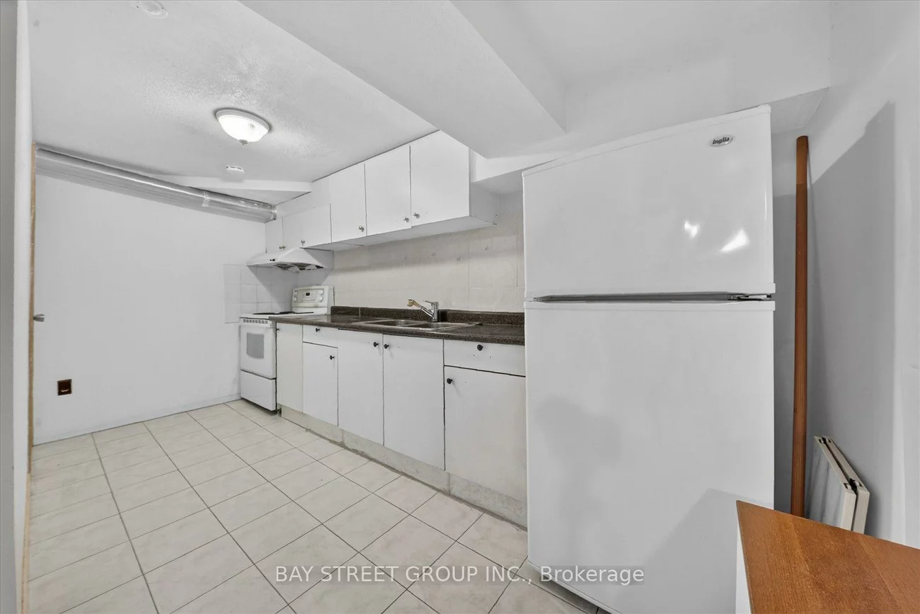 44, Maitland, Milliken Mills West, Markham