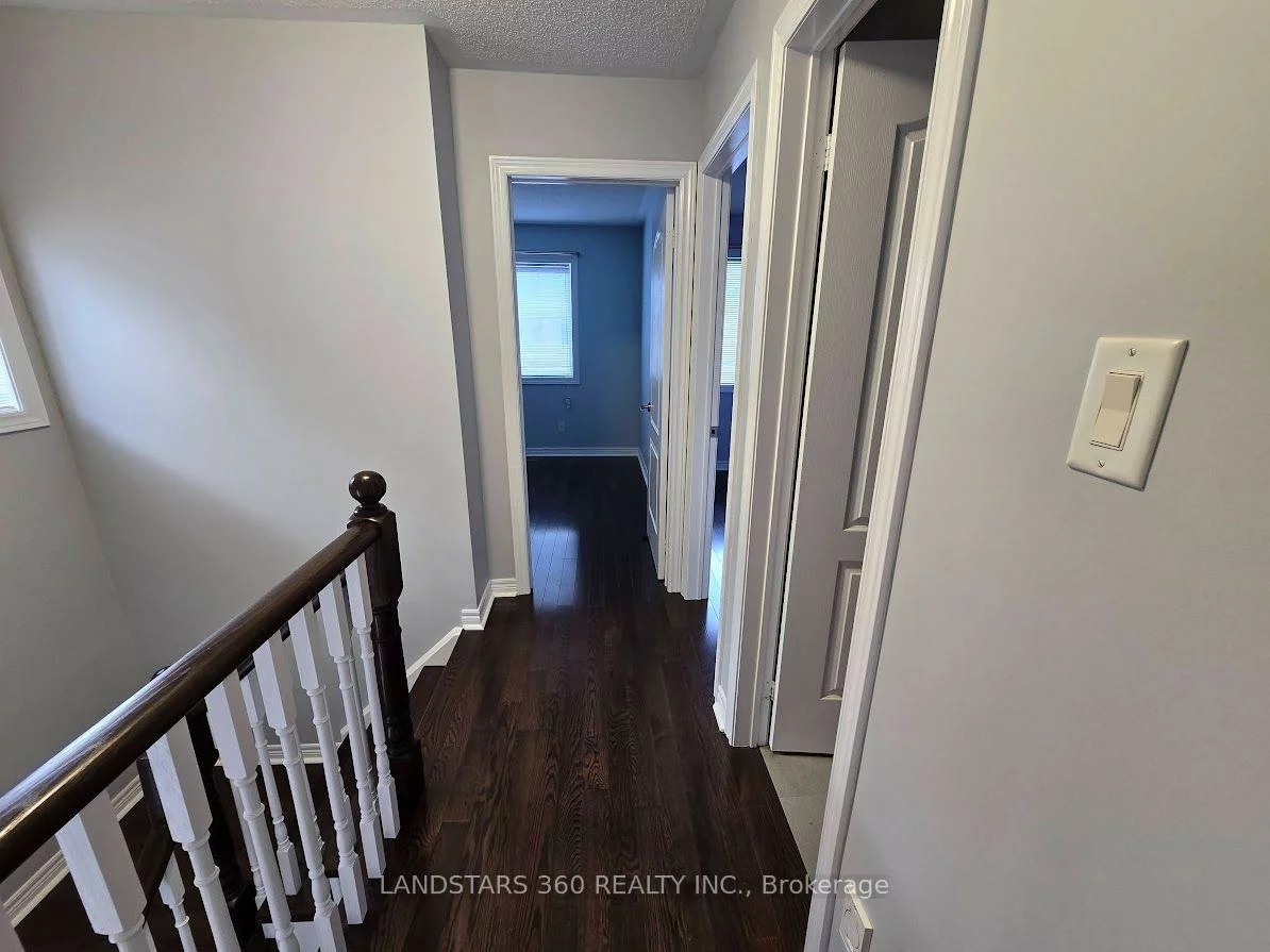 19, Azalea Gate, Commerce Valley, Markham
