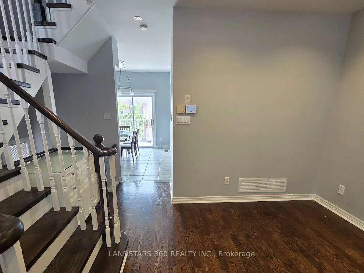 19, Azalea Gate, Commerce Valley, Markham