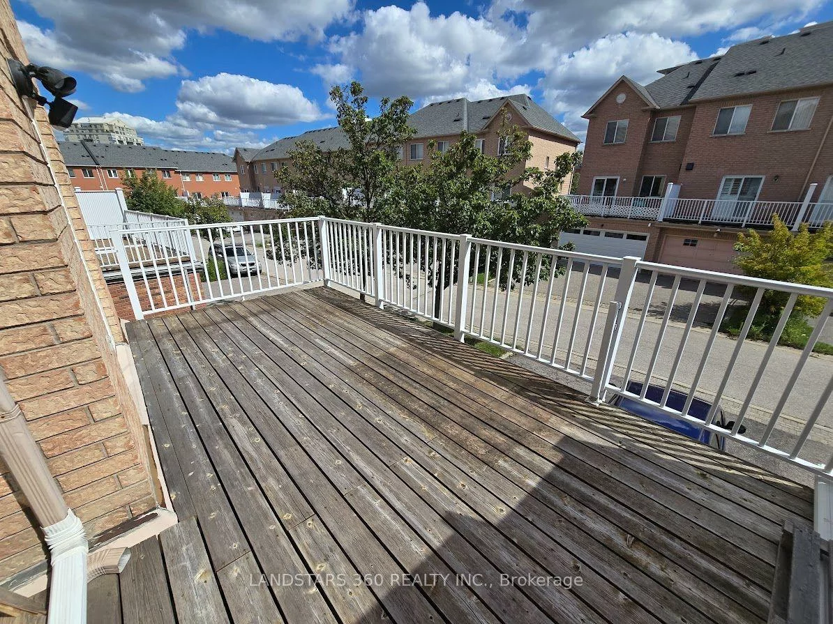 19, Azalea Gate, Commerce Valley, Markham