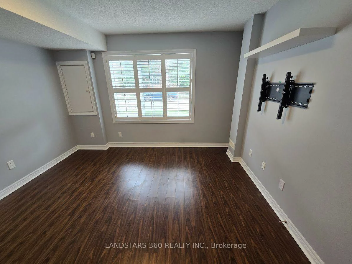 19, Azalea Gate, Commerce Valley, Markham