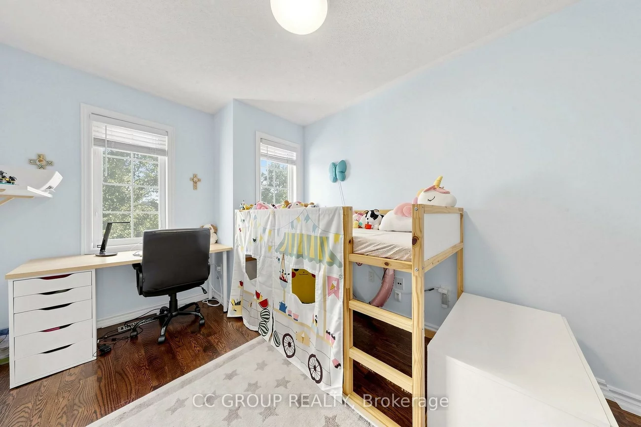 34, Glendennan, Cornell, Markham