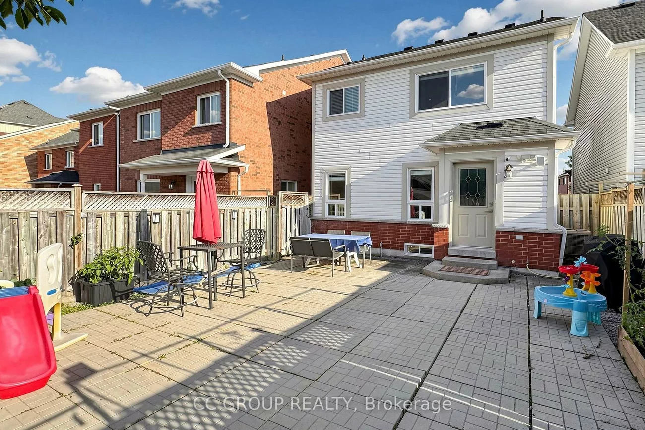 34, Glendennan, Cornell, Markham