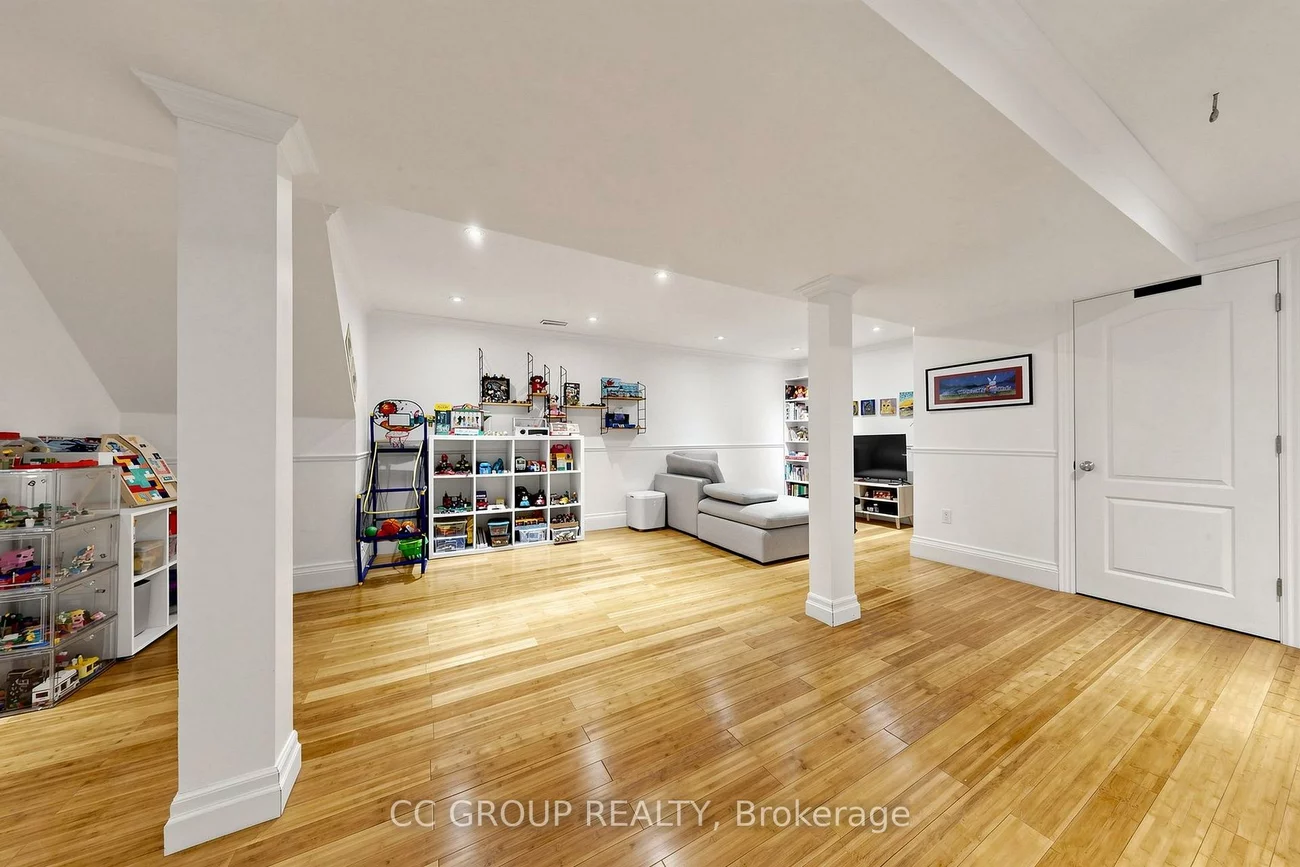 34, Glendennan, Cornell, Markham