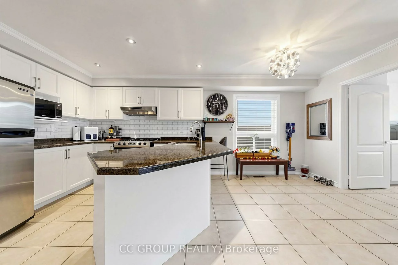 34, Glendennan, Cornell, Markham