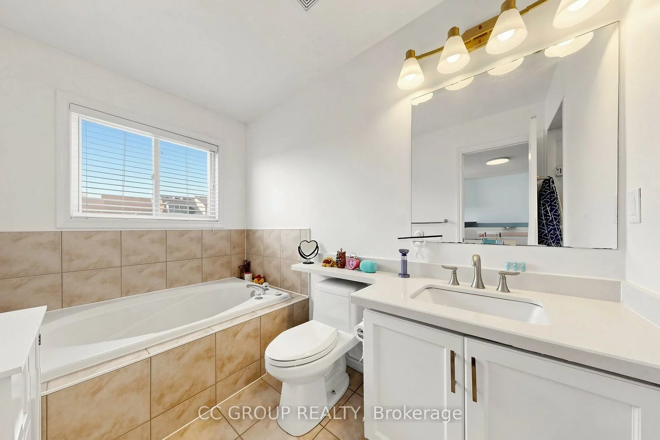 34, Glendennan, Cornell, Markham